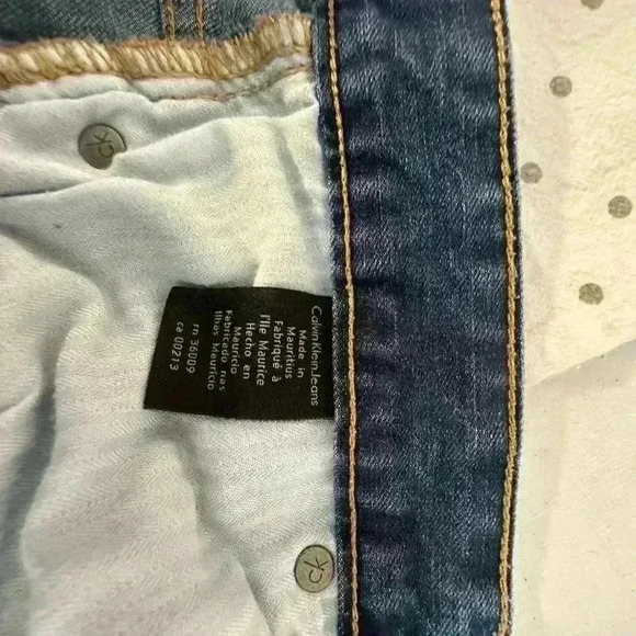 Calvin Klein Jeans 32/34 - Picture 7 of 10